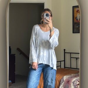 Lou & Grey Gray Sweatshirt
